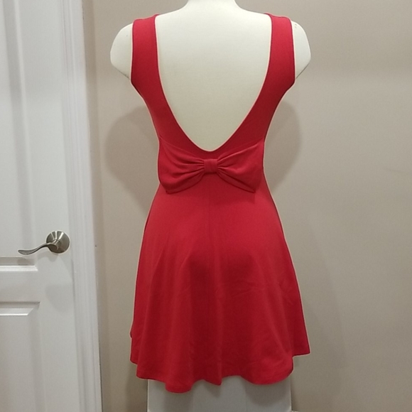 Low Back Skater Dress with Back Bow - Picture 2 of 7